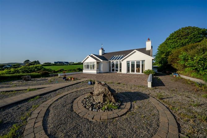 https://photos-a.propertyimages.ie/media/5/5/5/5011555/0988a986-14a5-4ee9-bdf2-9ef771dbaa08_l.jpg