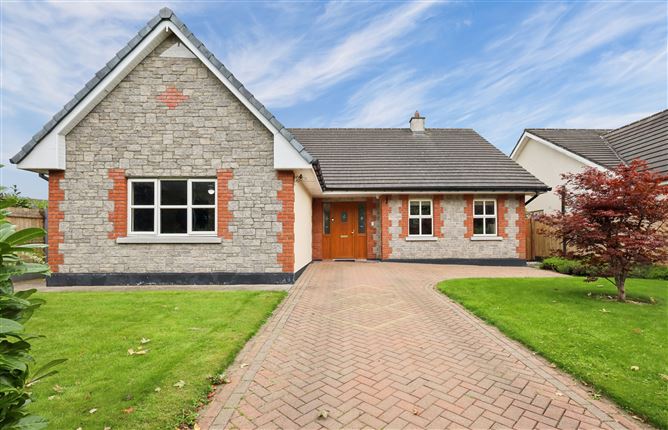 4 Clarney Hall, Rathdowney, Laois