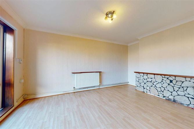 Photo 3 of 28 — 7 Sheepmoor Green, Blanchardstown, Dublin