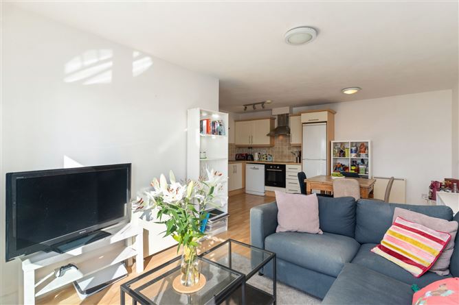 Photo 3 of 9 — 79 Shelbourne Park Apartments, South Lotts Road, Ringsend, Dublin 4