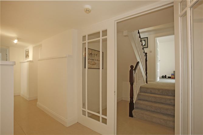 Ryehill Lodge, Ardnataggle, O'Briens Bridge, Co. Clare
