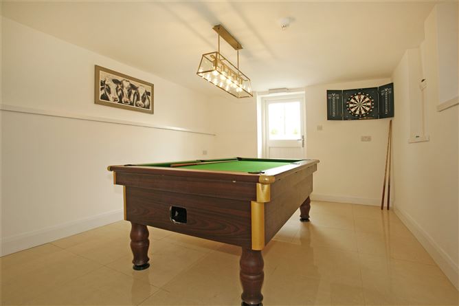 Ryehill Lodge, Ardnataggle, O'Briens Bridge, Co. Clare