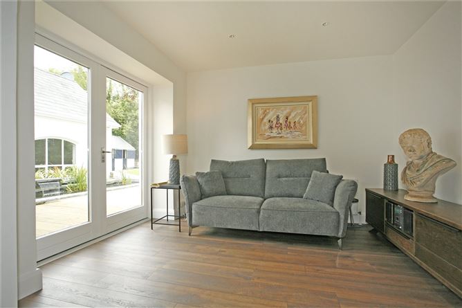 Ryehill Lodge, Ardnataggle, O'Briens Bridge, Co. Clare