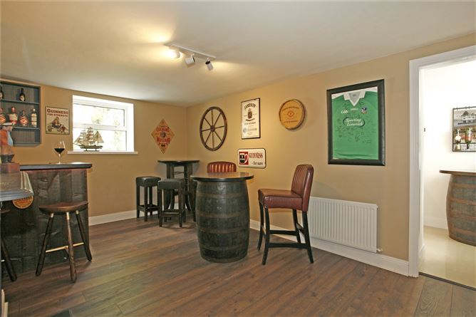 Ryehill Lodge, Ardnataggle, O'Briens Bridge, Co. Clare