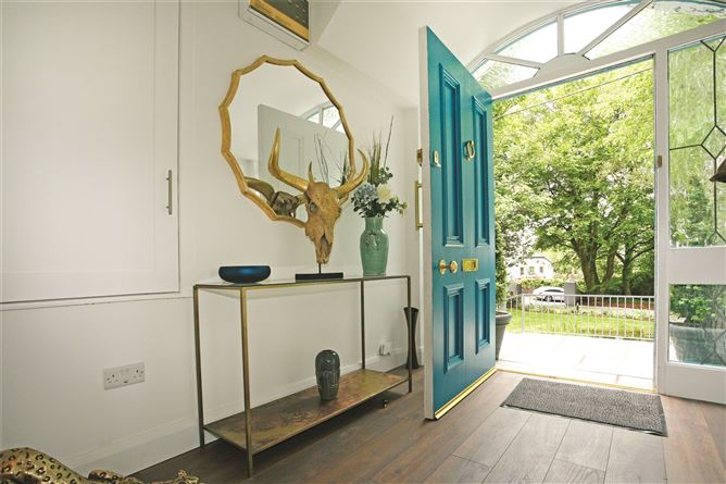 Ryehill Lodge, Ardnataggle, O'Briens Bridge, Co. Clare