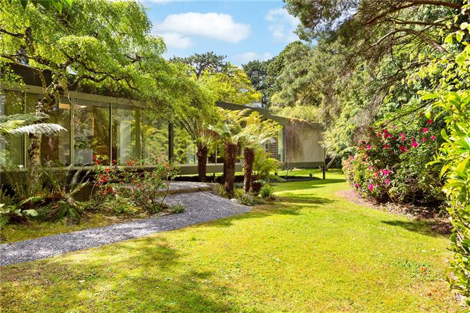 Tallon House, 4 Golf Lane, Foxrock, Dublin 18