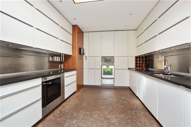Tallon House, 4 Golf Lane, Foxrock, Dublin 18
