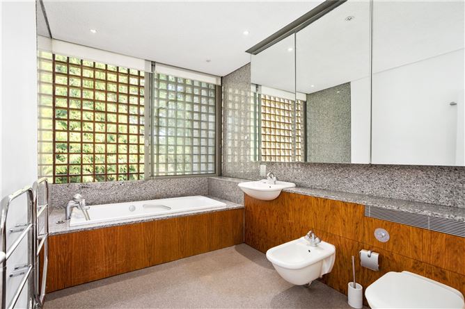 Tallon House, 4 Golf Lane, Foxrock, Dublin 18