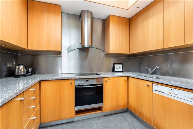 Tallon House, 4 Golf Lane, Foxrock, Dublin 18