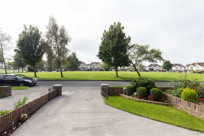 5 Tara Court Square, Clonmagadden, Navan, Co. Meath