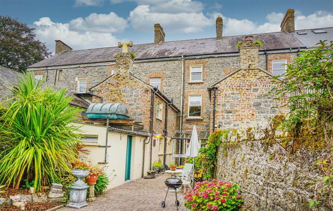 2 Leinster Crescent, Old Dublin Road, Carlow Town, Carlow