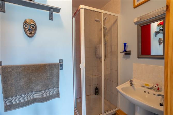 Apartment 17, Ivy Court, Broomfield Village, Midleton, Cork
