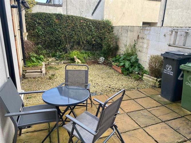 24 Montpelier Drive, Arbour Hill, Dublin 7