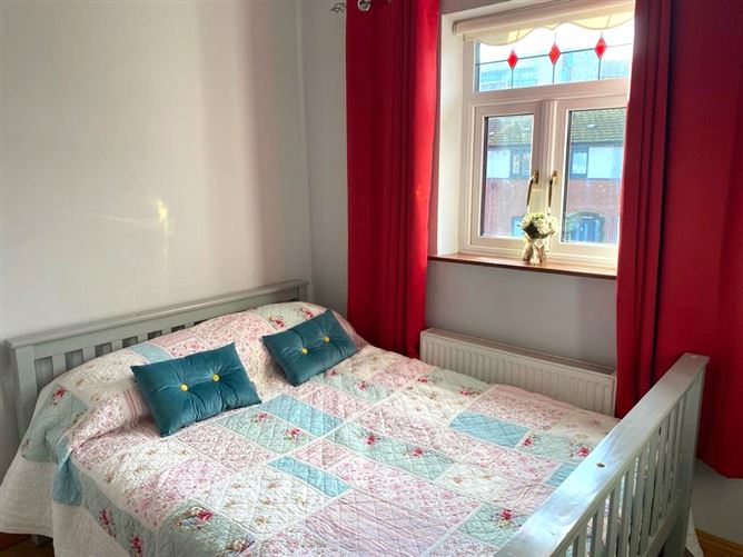 24 Montpelier Drive, Arbour Hill, Dublin 7