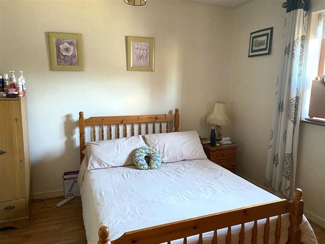 24 Montpelier Drive, Arbour Hill, Dublin 7