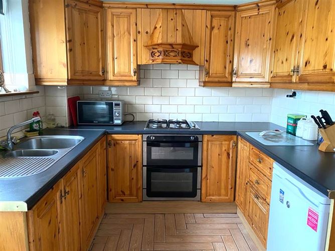 24 Montpelier Drive, Arbour Hill, Dublin 7