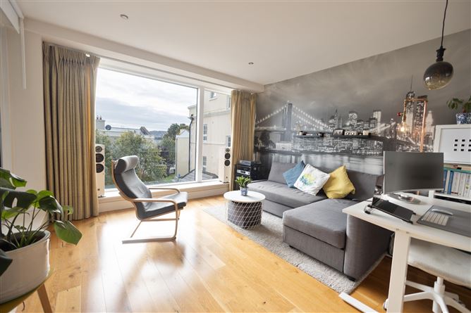 13 Adelphi House, George's Street Upper, Dun Laoghaire, Dublin