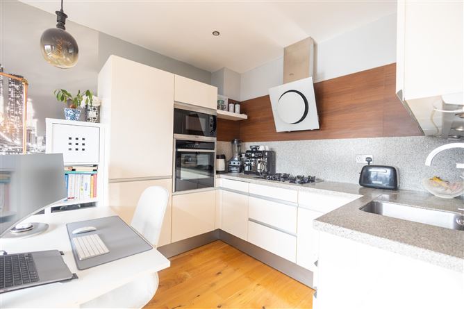 13 Adelphi House, George's Street Upper, Dun Laoghaire, Dublin