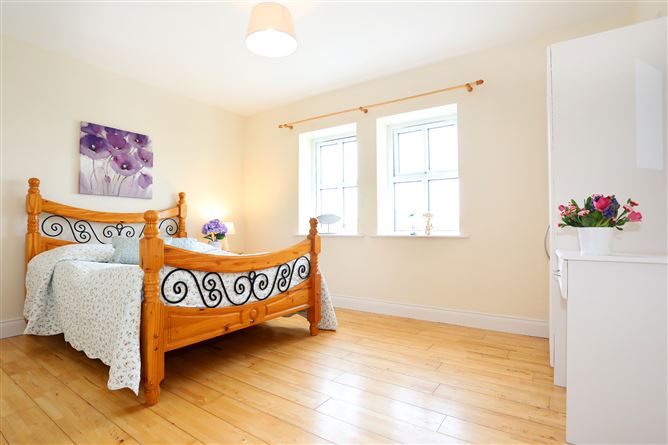 3 AKOL Centre, Enniscrone, Sligo