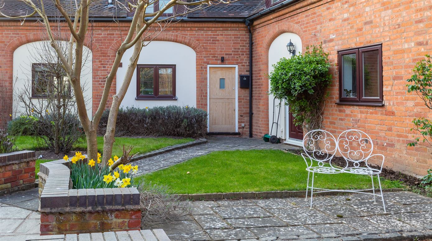 Balmy Weather,Radford Semele,Warwickshire,United Kingdom