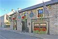 Nuala's Bar & Restaurant 