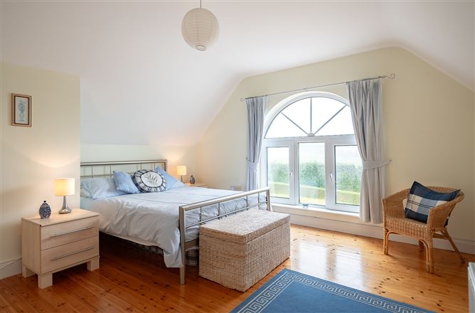 Forgefield House, Gortagass, Kenmare, Co. Kerry