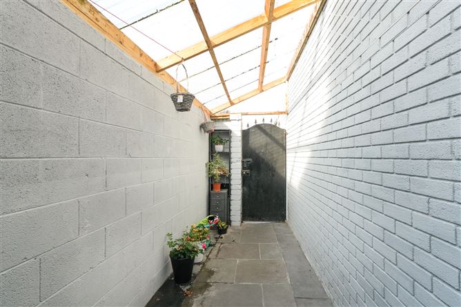 34 Foxdene Green, Lucan, Co. Dublin