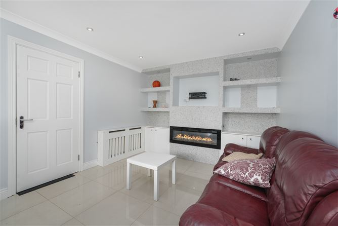 34 Foxdene Green, Lucan, Co. Dublin