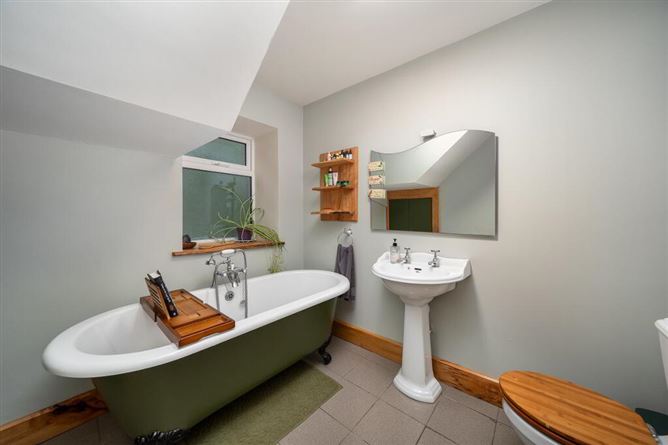 Ballinara, Castledaly, Moate, Westmeath