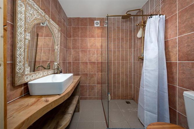 Ballinara, Castledaly, Moate, Westmeath