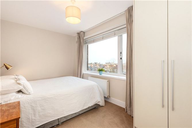 103 Merrion Village, Ballsbridge, Dublin 4