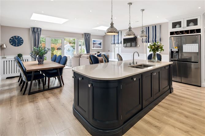 Photo 7 of 30 — 11 Bracken Park Close, Castleknock, Dublin 15