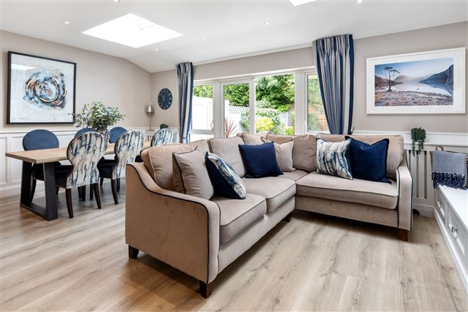 Photo 11 of 30 — 11 Bracken Park Close, Castleknock, Dublin 15