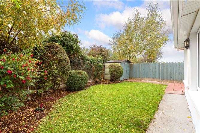 4 Brighton Place, Foxrock, Dublin 18