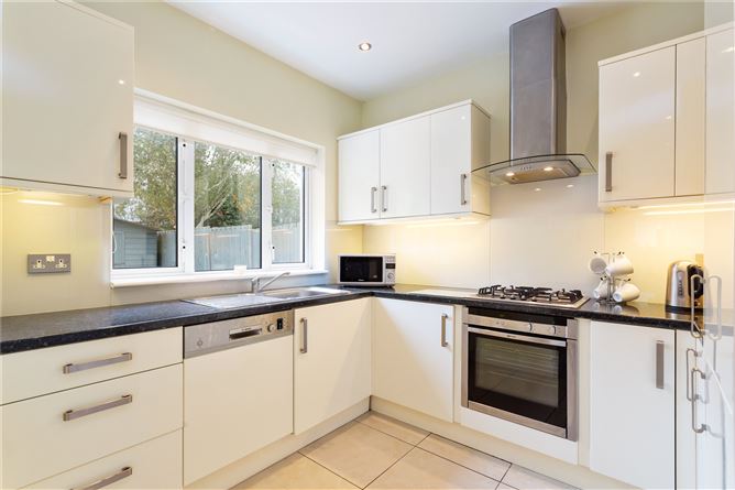 4 Brighton Place, Foxrock, Dublin 18