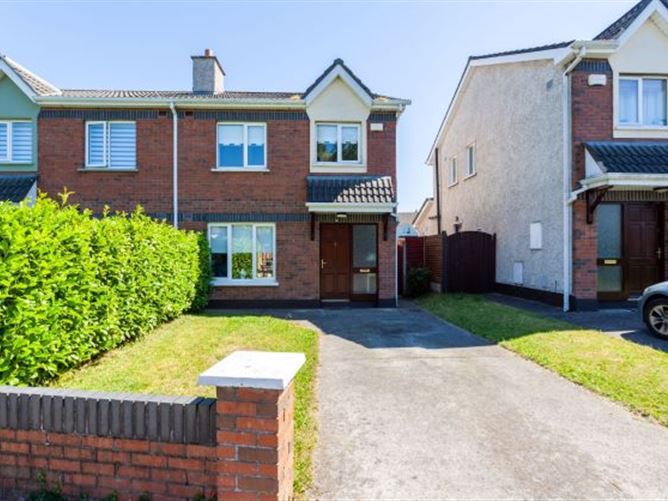 8 college farm glen, newbridge, kildare w12 vx58