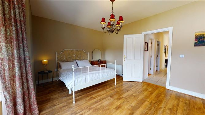 2 Hazeldene, Blackwater, Wexford.