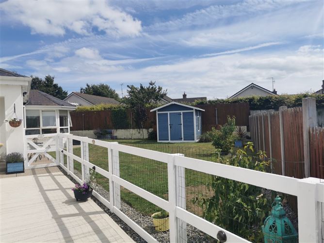 2 Hazeldene, Blackwater, Wexford.