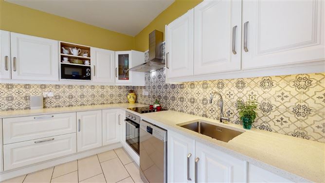 2 Hazeldene, Blackwater, Wexford.