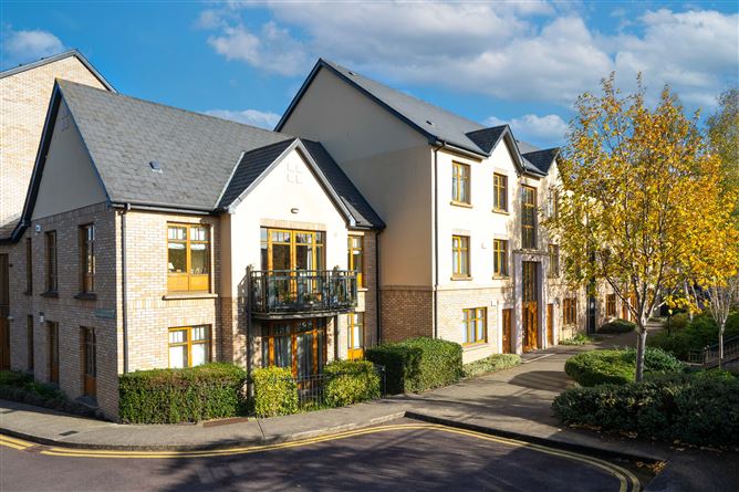 79 Woodbrook Crescent, Castleknock, Dublin 15