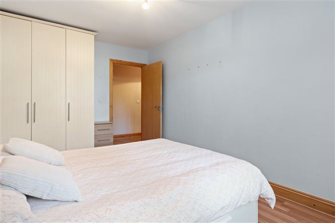 79 Woodbrook Crescent, Castleknock, Dublin 15