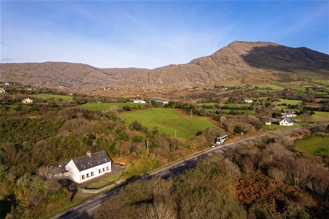 Curraduff, Waterfall, Castletownbere, Co. Cork