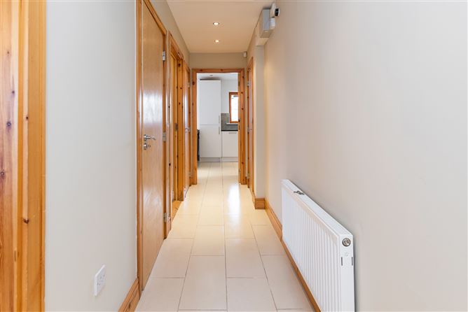 22 Belarmine Court, Stepaside, Dublin 18
