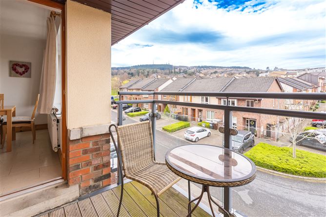 22 Belarmine Court, Stepaside, Dublin 18