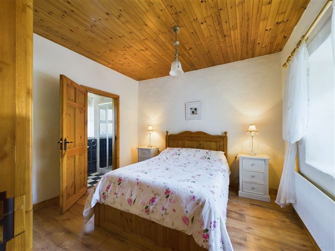 Greygrove Cottage, Kilmihil, Co. Clare