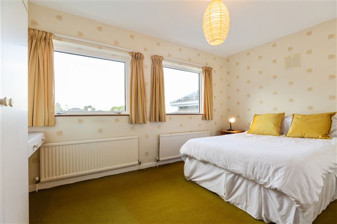 10 Beech Park Avenue, Foxrock, Dublin 18