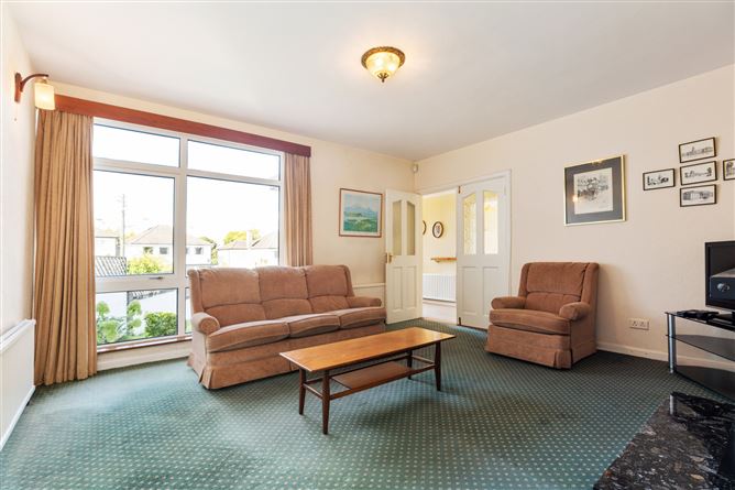 10 Beech Park Avenue, Foxrock, Dublin 18