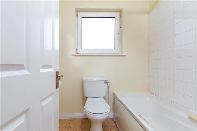 16 Castleview, Castle View Quay, Graiguecullen, Carlow