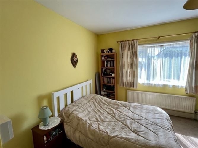 Main Road, Caherslee, Tralee, Kerry