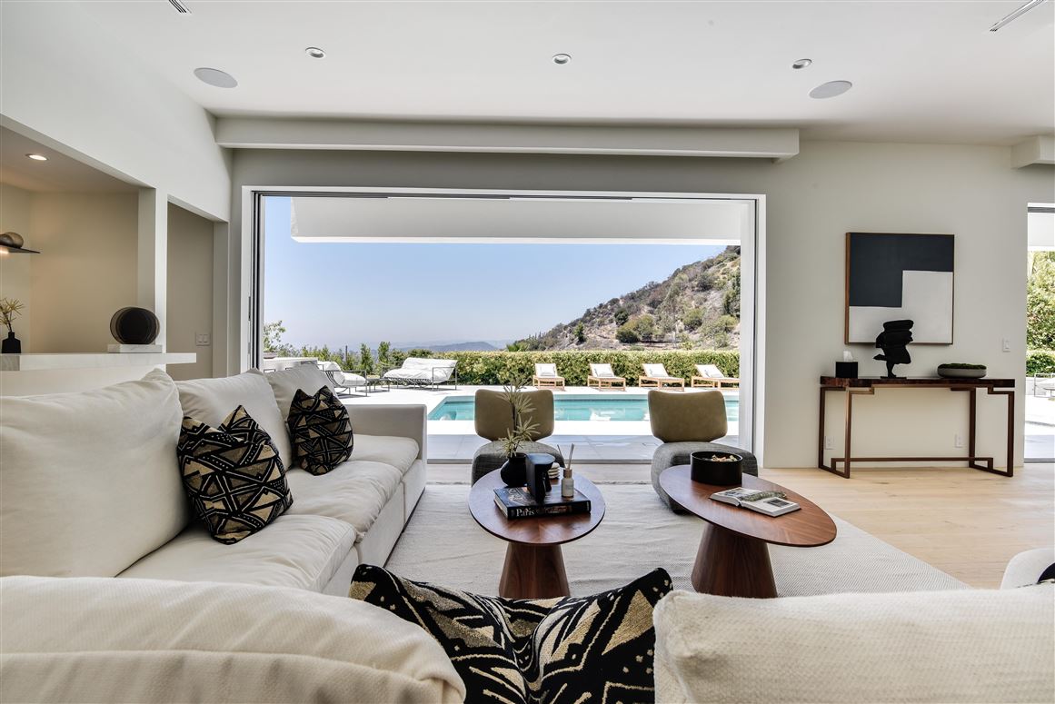 Seclusion, Vacation Rental in California, USA, Beverly Hills, California